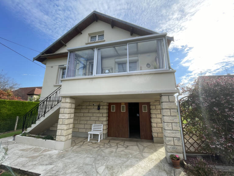 MAISON SUR SOUS-SOL 10 MINUTES AU NORD DE SENS — photo 1