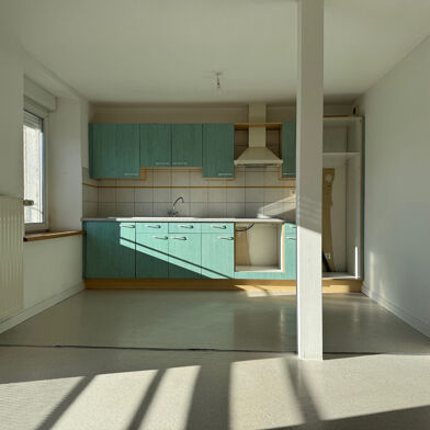 Appartement 3 pièces 740 €