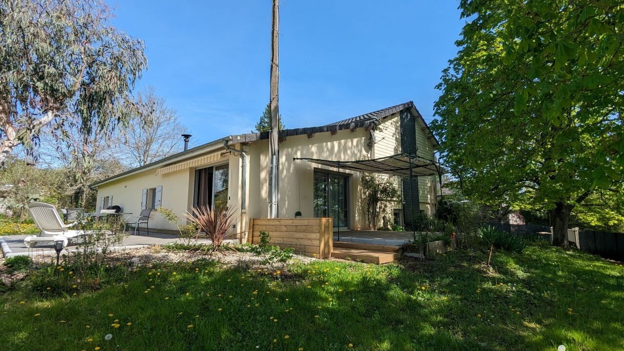 maison 6 pièces 180 m2 à vendre à Saint-Pantaléon-de-Larche (19600)