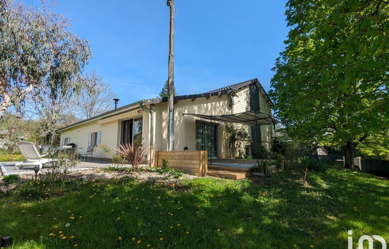 maison 6 pièces 180 m2 à vendre à Saint-Pantaléon-de-Larche (19600)