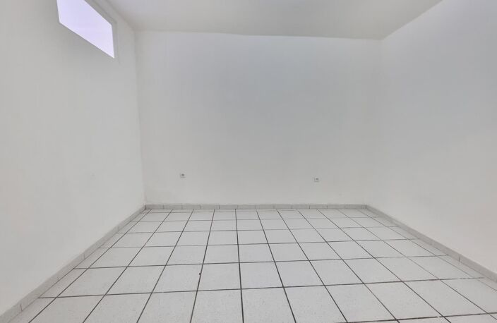 Vente appartement 4 pièces 83 m² Rive-de-Gier (42800) — photo 4
