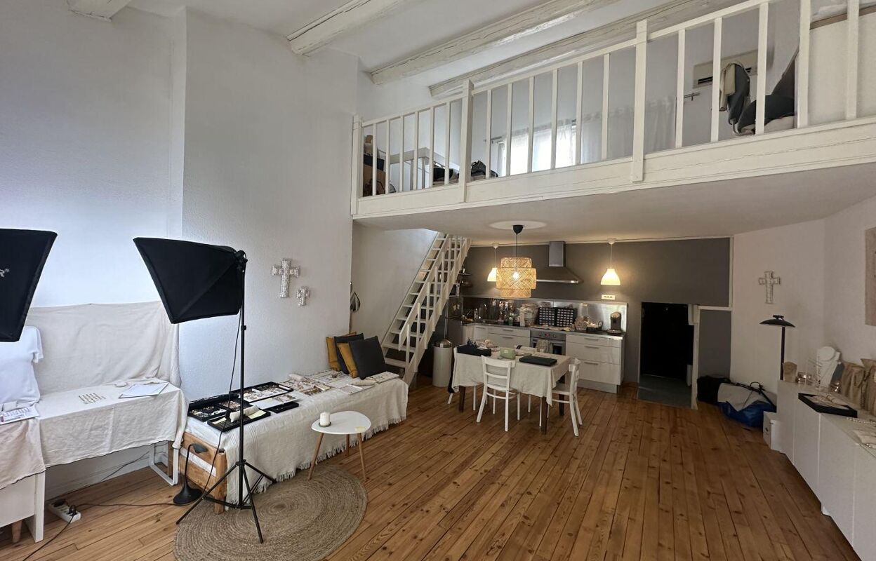 appartement 2 pièces 62 m2 à vendre à Nîmes (30000)