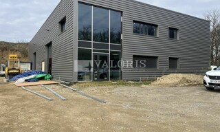 Bureau  125 m² à louer à Ternay (69360)