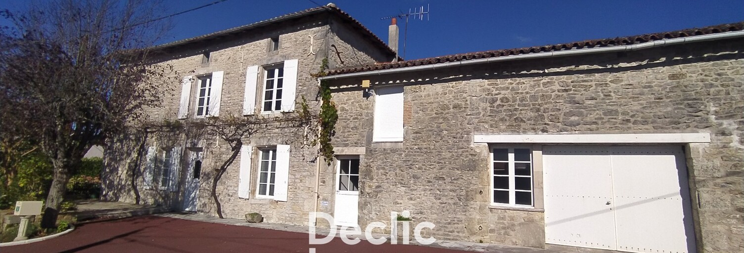 Maison 4 Pièces 166 m² à vendre à Champagne-Mouton (16350)