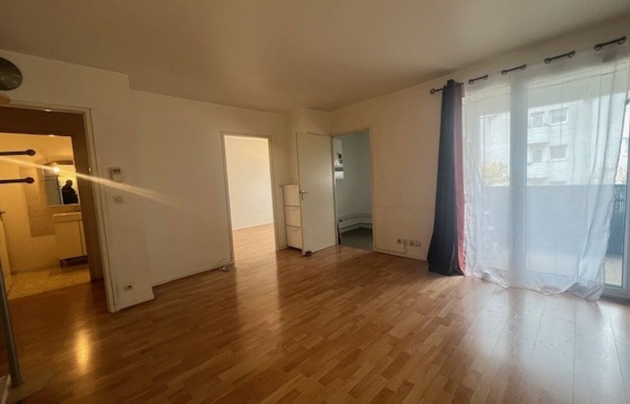 appartement 2 pièces 35 m2 à vendre à Bondy (93140)