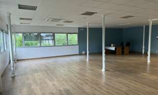 Bureau  440 m² à louer à Ballan-Miré (37510)