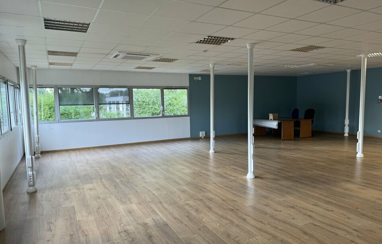 bureau  pièces 440 m2 à louer à Ballan-Miré (37510)