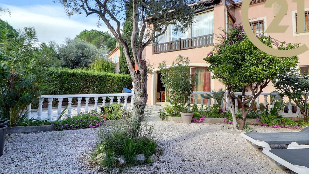 maison 6 pièces 146 m2 à vendre à Fréjus (83600)