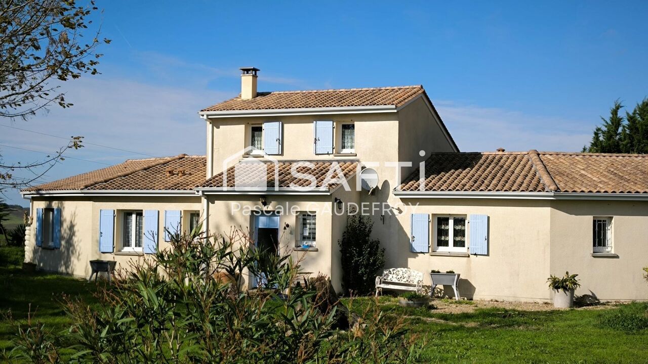 maison 6 pièces 170 m2 à vendre à Saint-Bonnet-sur-Gironde (17150)