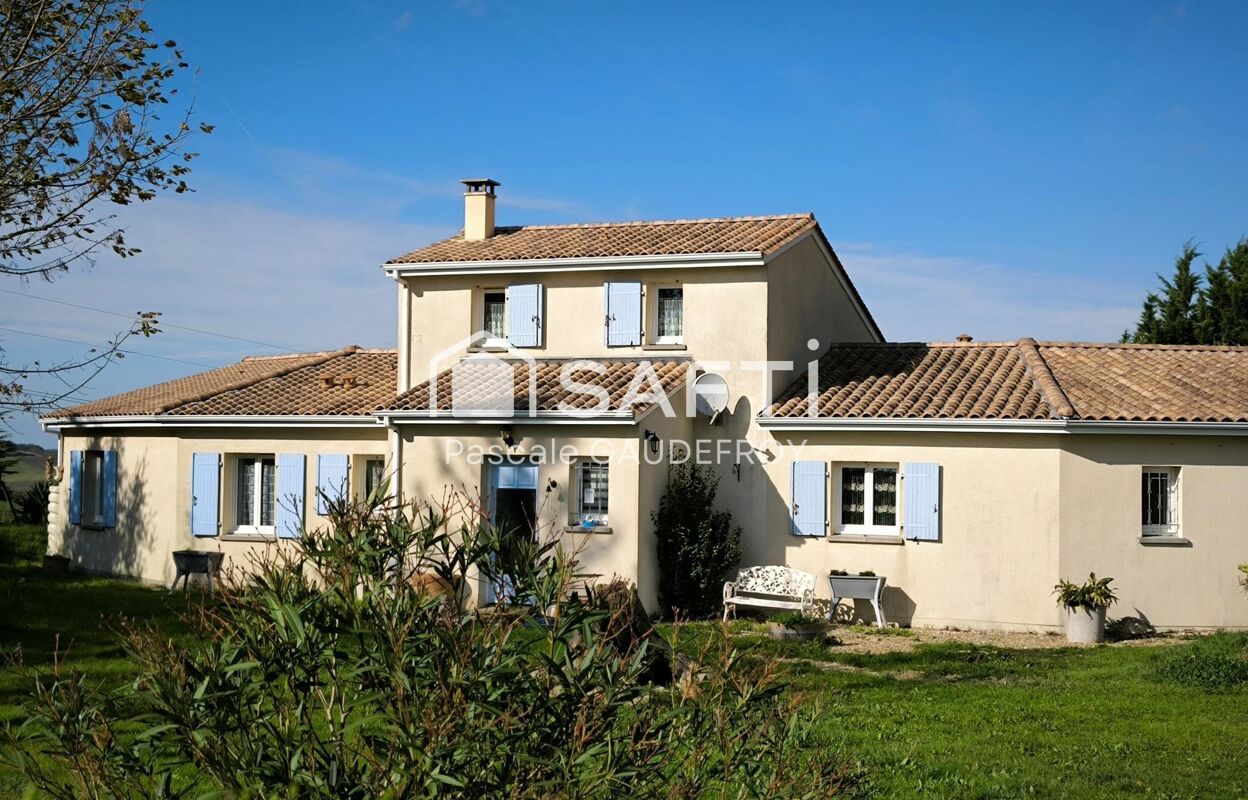 maison 6 pièces 170 m2 à vendre à Saint-Bonnet-sur-Gironde (17150)