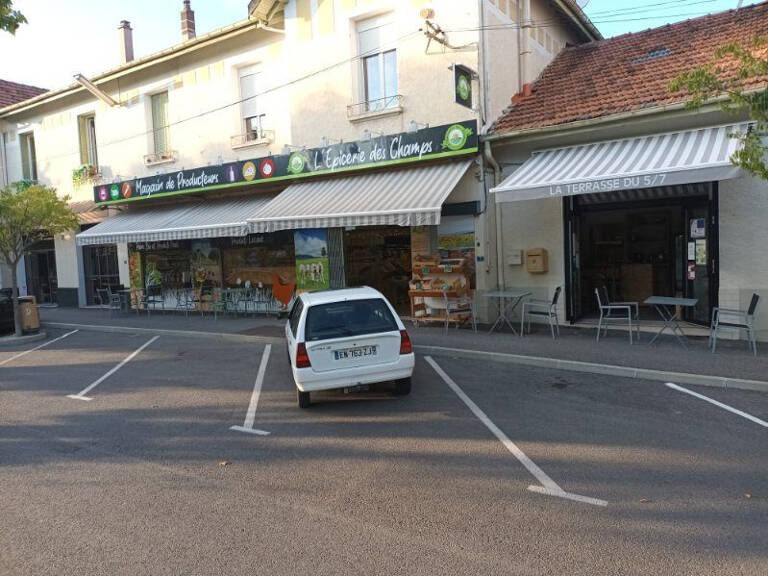 Murs commerciaux — photo 1