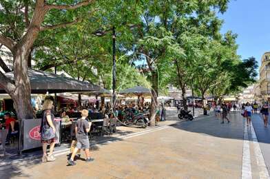 Commerce 3 pièces 217800 €