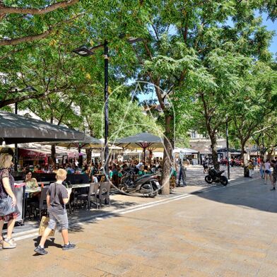 Commerce 3 pièces 217800 €