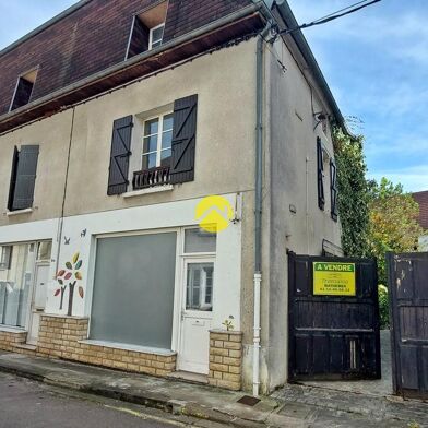 Maison 10 pièces 149000 €