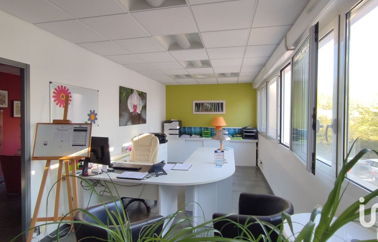 bureau  pièces 72 m2 à vendre à Besançon (25000)