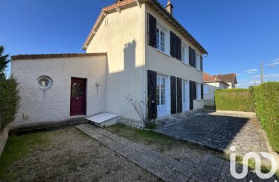 maison 5 pièces 126 m2 à vendre à Lussac-les-Châteaux (86320)