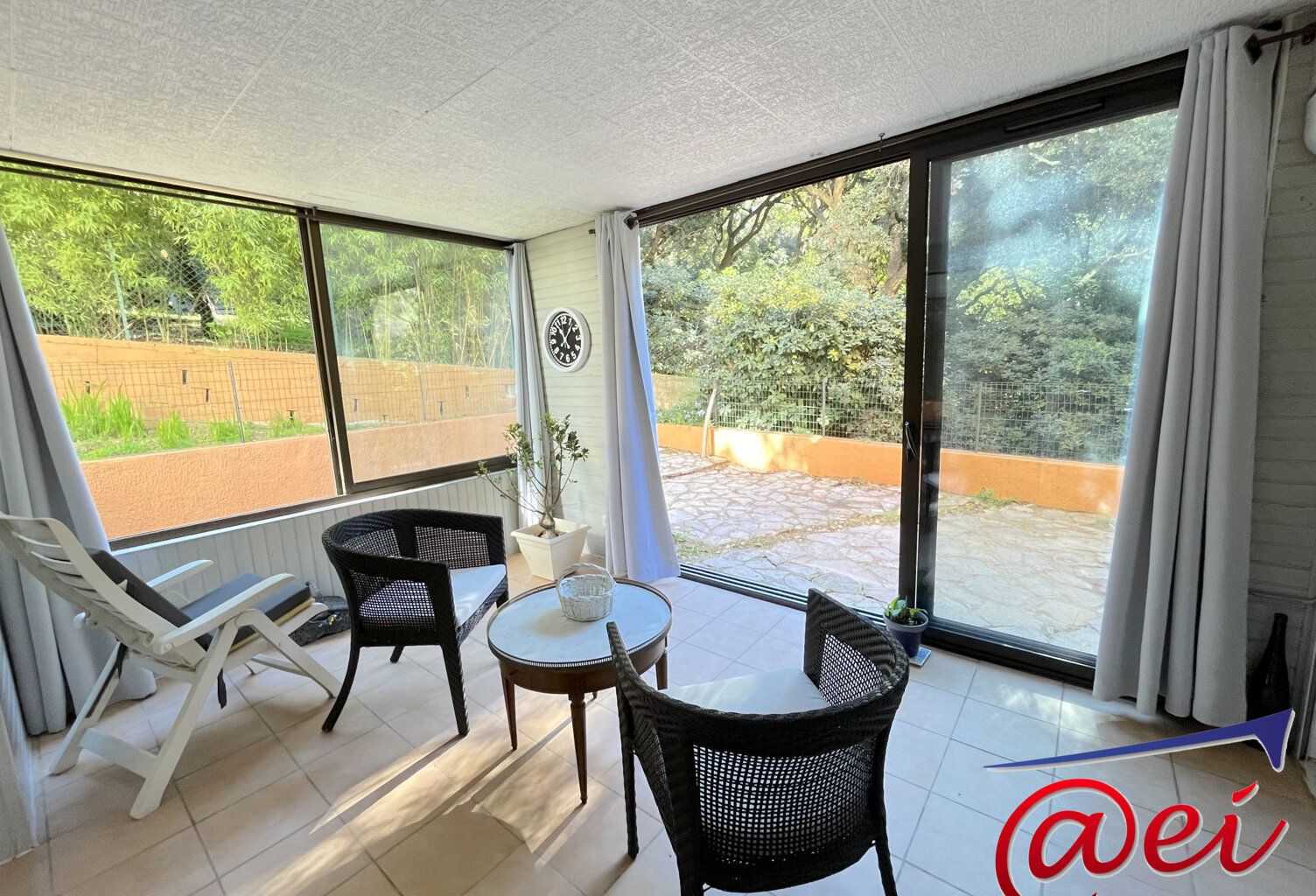 Hauteurs de Tamaris, T4 avec loggia et terrasse — photo 1