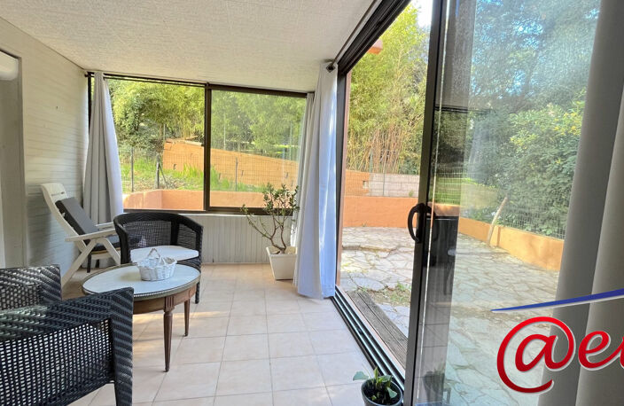 Hauteurs de Tamaris, T4 avec loggia et terrasse — photo 3