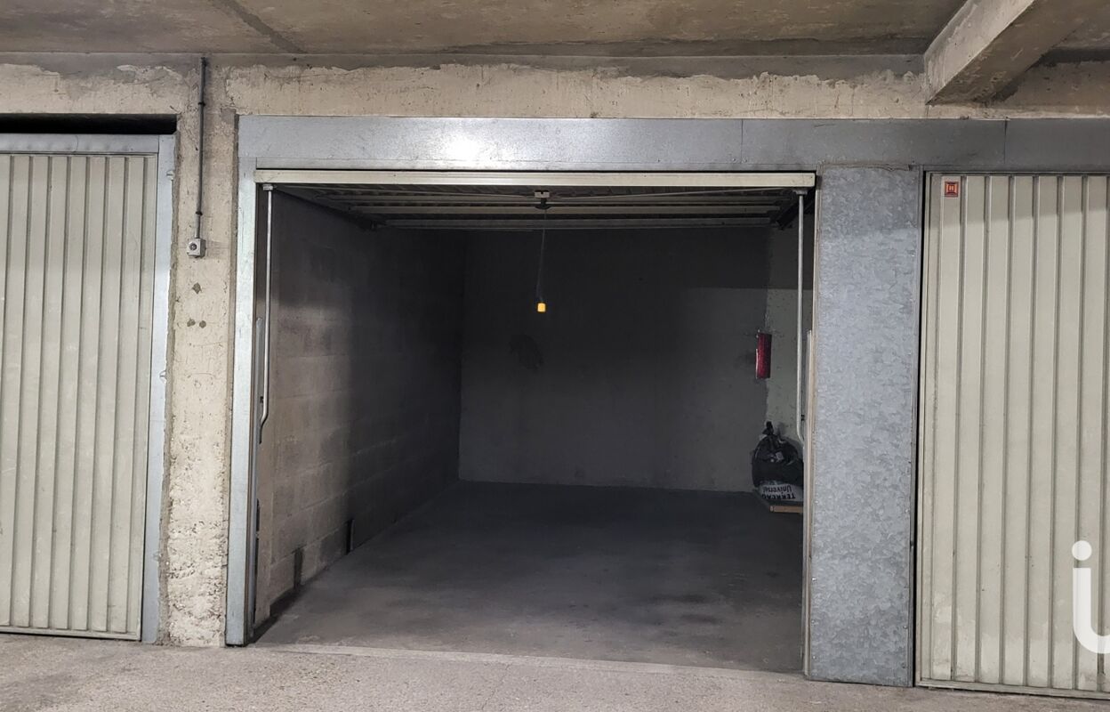 garage  pièces 12 m2 à vendre à Gennevilliers (92230)