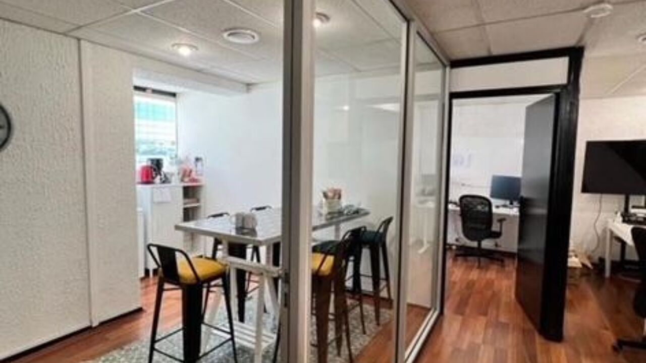 bureau  pièces 70 m2 à louer à Bordeaux (33000)