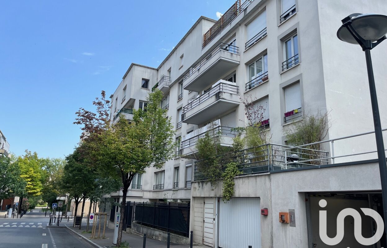 appartement 2 pièces 45 m2 à vendre à Saint-Denis (93200)