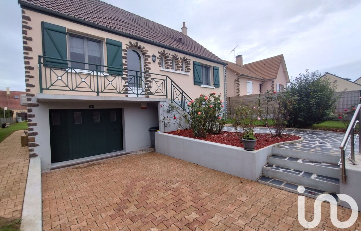 maison 5 pièces 102 m2 à vendre à Sainte-Jamme-sur-Sarthe (72380)