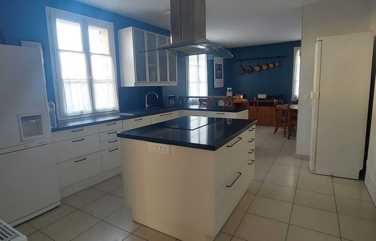 maison 8 pièces 230 m2 à vendre à Bailly-Romainvilliers (77700)