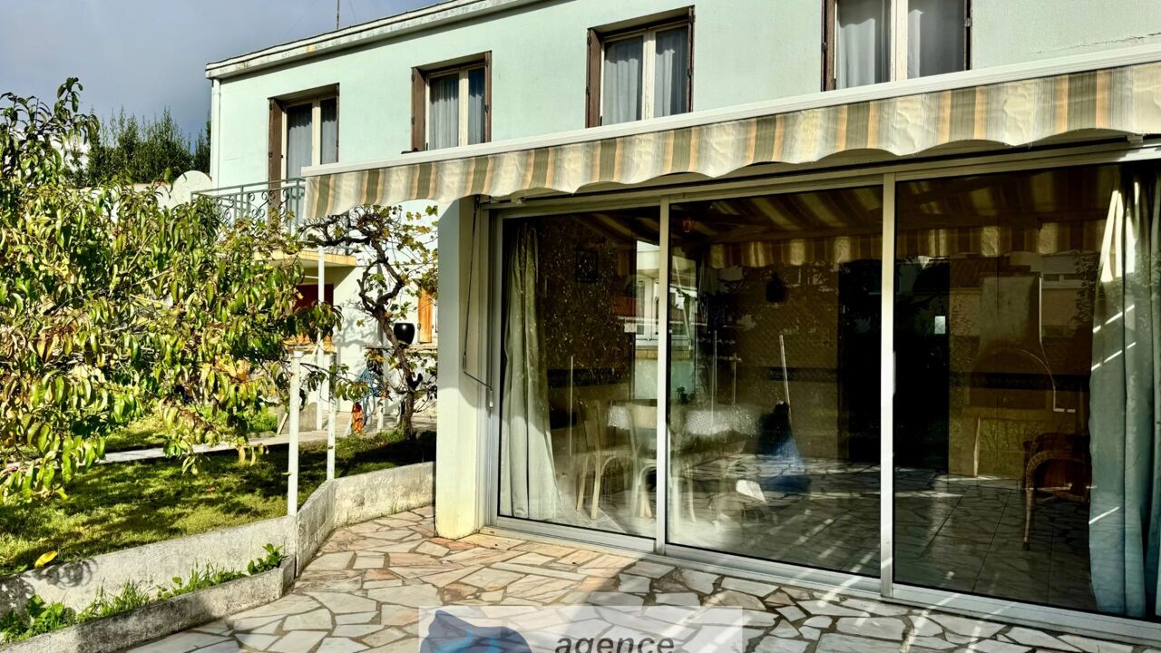 maison 5 pièces 147 m2 à vendre à La Rochelle (17000)