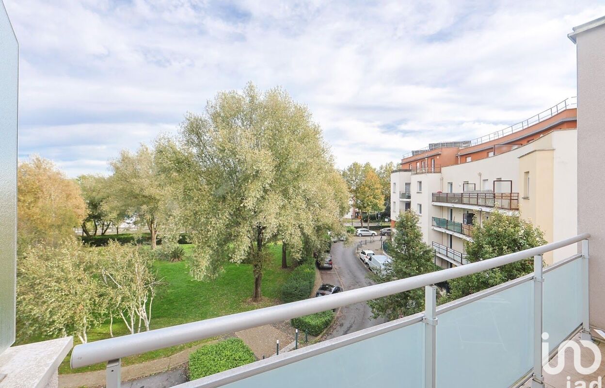 appartement 3 pièces 65 m2 à vendre à Saint-Thibault-des-Vignes (77400)