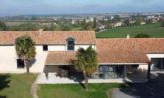 Maison 6 Pièces 275 m² à vendre à Mirebeau (86110)