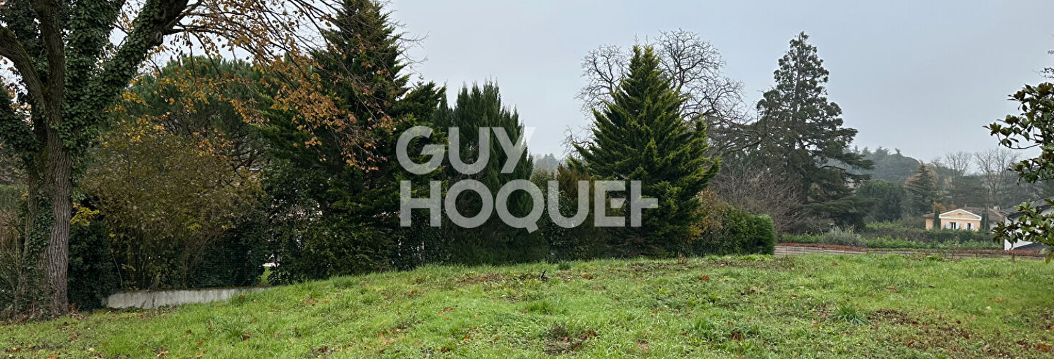 Terrain  985 m² à vendre à Écully (69130)