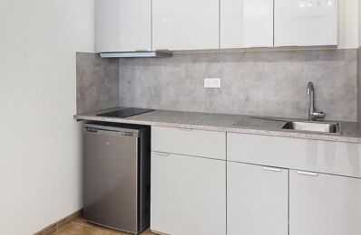 location appartement 590 € CC /mois à proximité de Saze (30650)