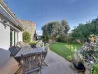 En exclusivité, belle et grande villa avec piscine — photo 4