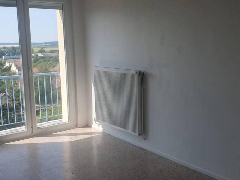 Location - Appartement T4 - 79m2 - Morhange — photo 1