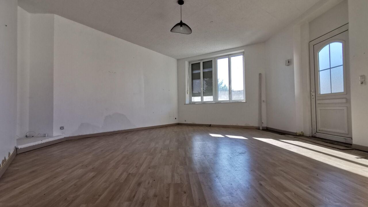 immeuble  pièces 330 m2 à vendre à Amifontaine (02190)