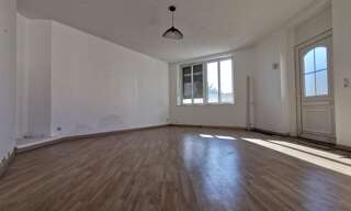 Immeuble  330 m² à vendre à Amifontaine (02190)