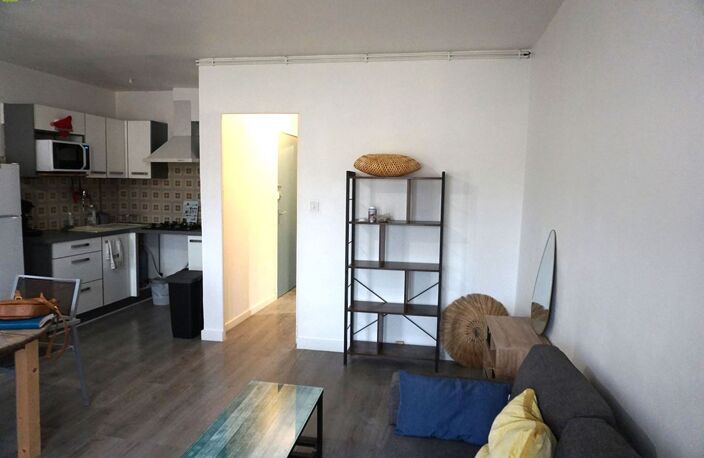 Immeuble - 300m ² — photo 2