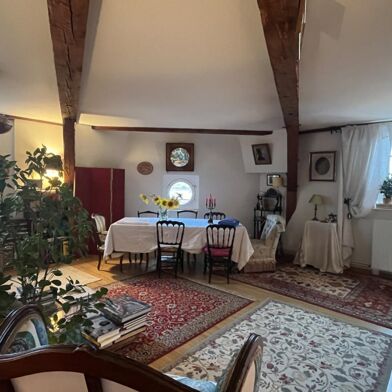 Appartement 4 pièces 127000 €