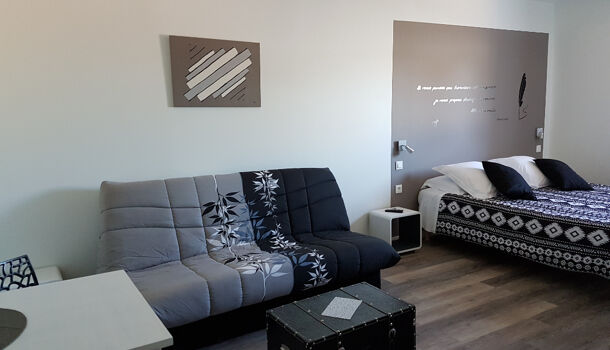 Appartement 31 pièces  à vendre Uzein 64230