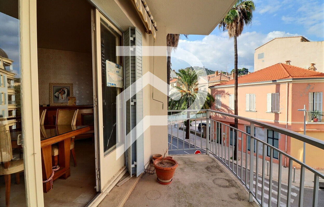 appartement 2 pièces 57 m2 à vendre à Hyères (83400)