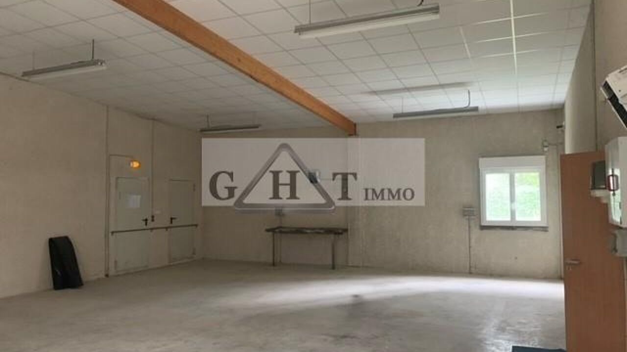 local industriel  pièces 420 m2 à vendre à Thorigny-sur-Marne (77400)