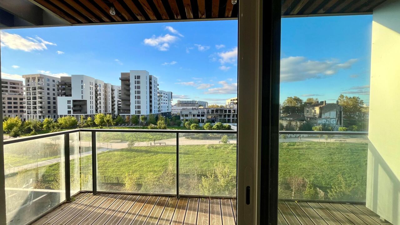 appartement 2 pièces 43 m2 à vendre à Bordeaux (33800)