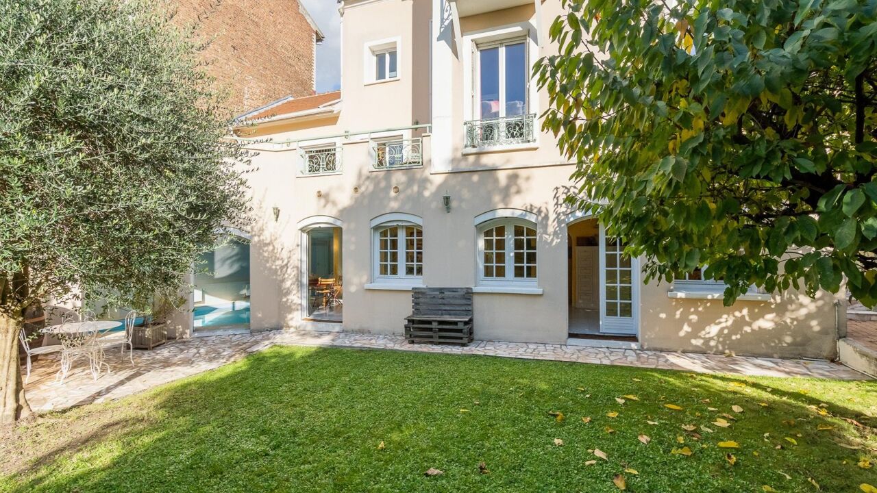 maison 11 pièces 292 m2 à vendre à Nogent-sur-Marne (94130)