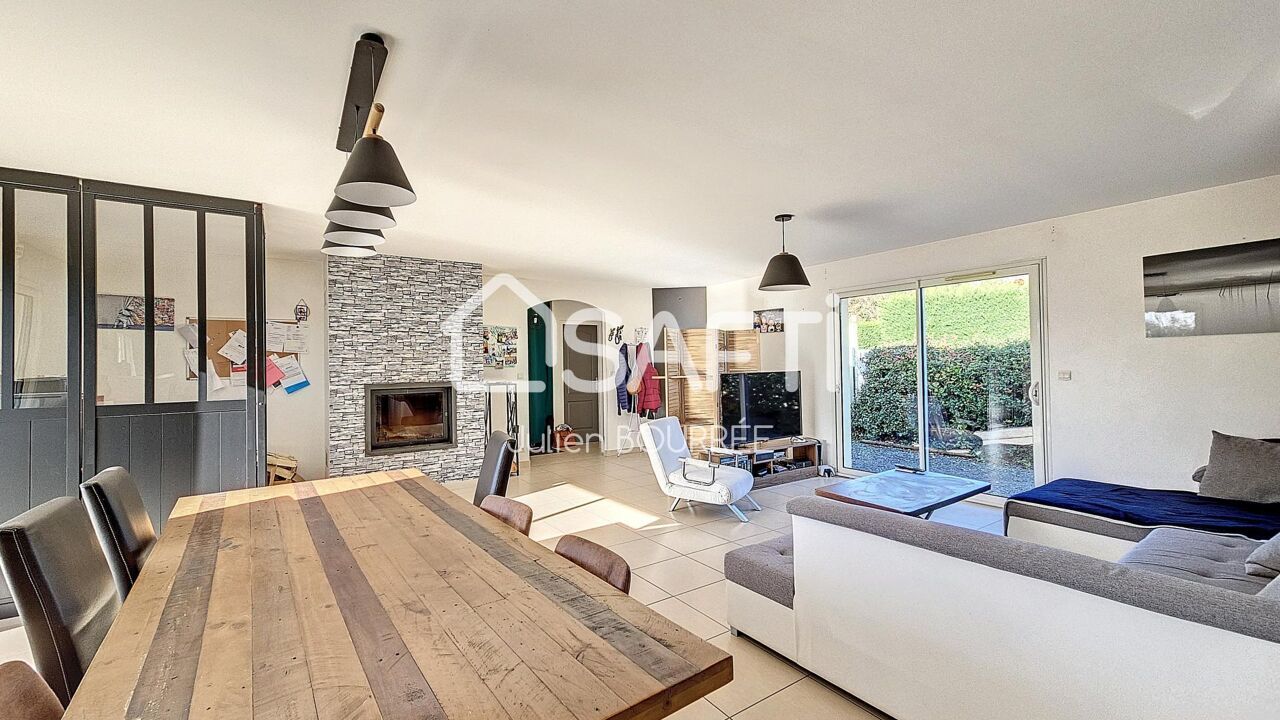 maison 4 pièces 129 m2 à vendre à Fargues-Saint-Hilaire (33370)