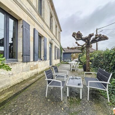 Maison 6 pièces 250 m²