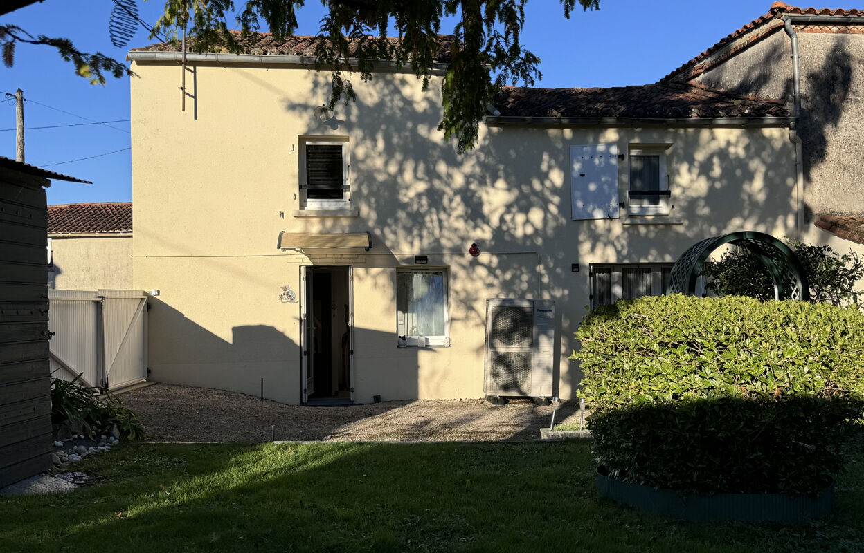 maison 4 pièces 80 m2 à vendre à Chanteloup (79320)