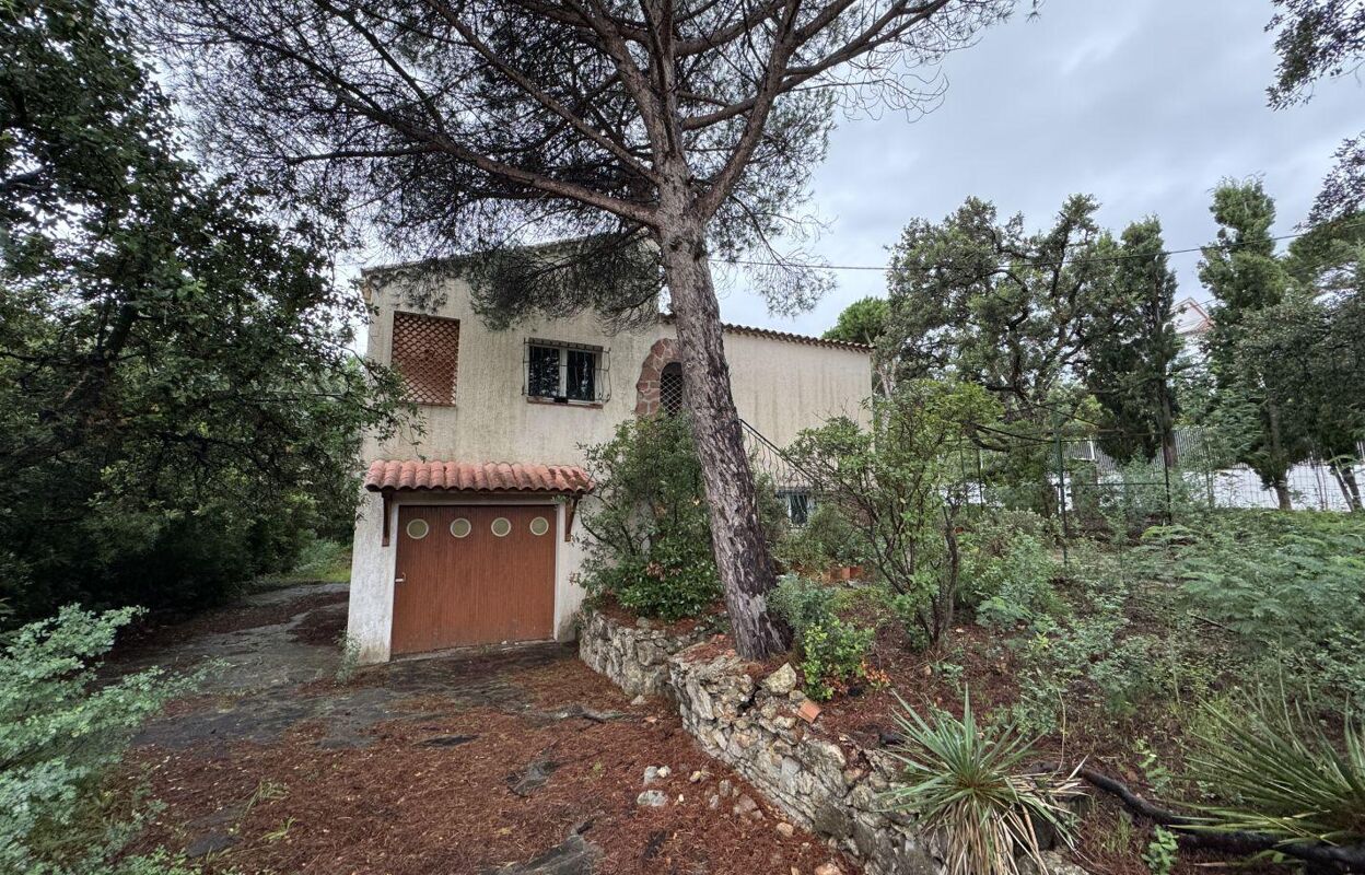 maison 4 pièces 140 m2 à vendre à Fréjus (83600)