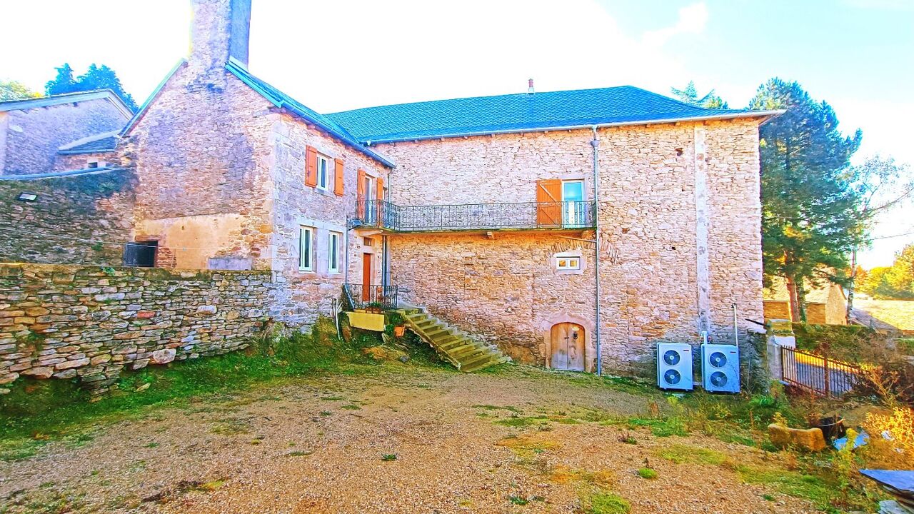 maison 9 pièces 261 m2 à vendre à Salles-Curan (12410)