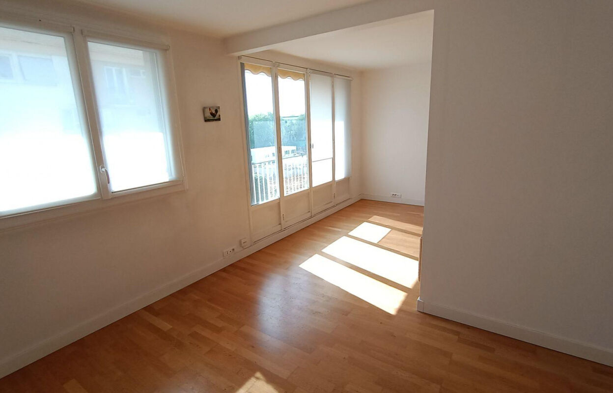 appartement 4 pièces 67 m2 à vendre à Le Plessis-Robinson (92350)