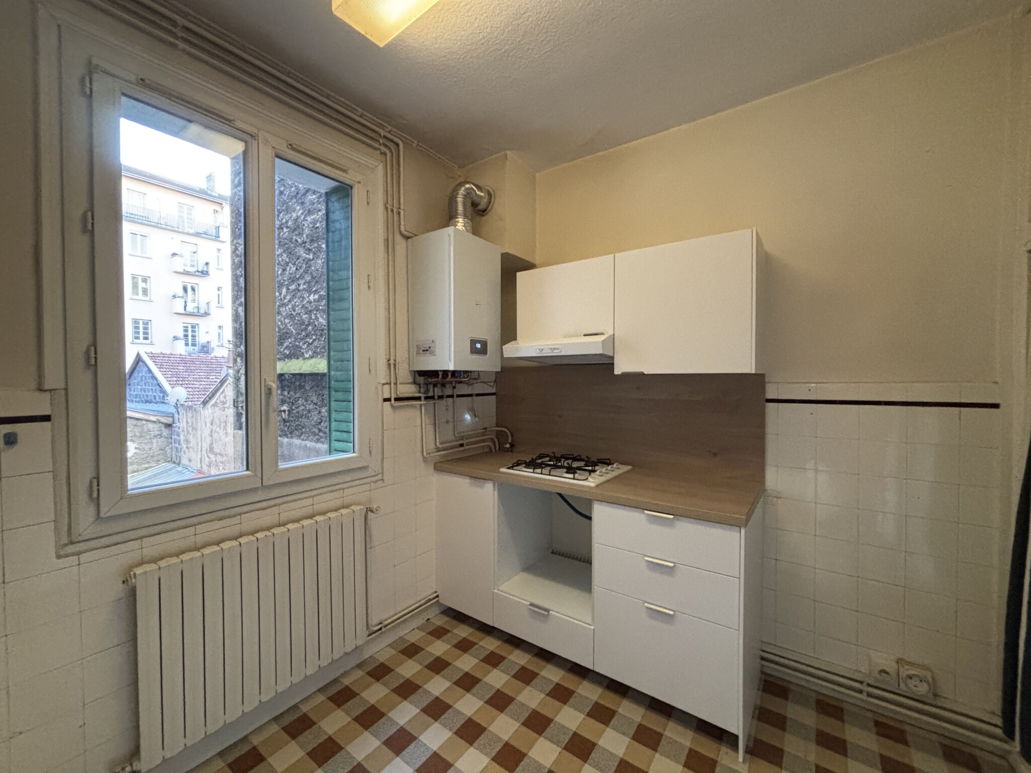 Appartement 3 pièces  à louer Grenoble 38000